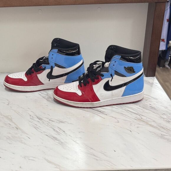 Nike Kids Red, Black, and White Sneakers main image 7